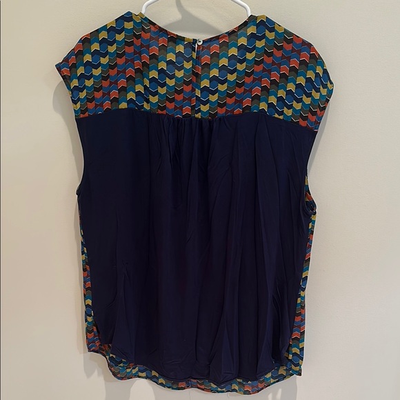DR2 Multi-Color Blouse - Picture 4 of 8